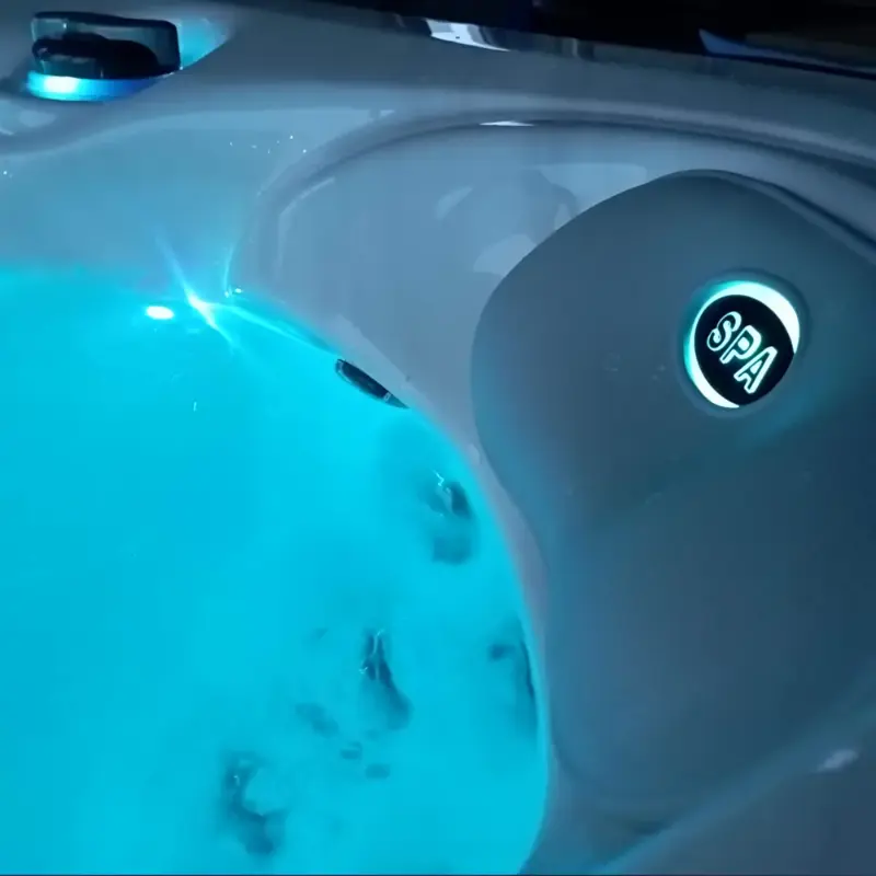Wellnessland Whirlpools – Beleuchteter Whirlpool Wellnessland Whirlpools - Beleuchteter Whirlpool